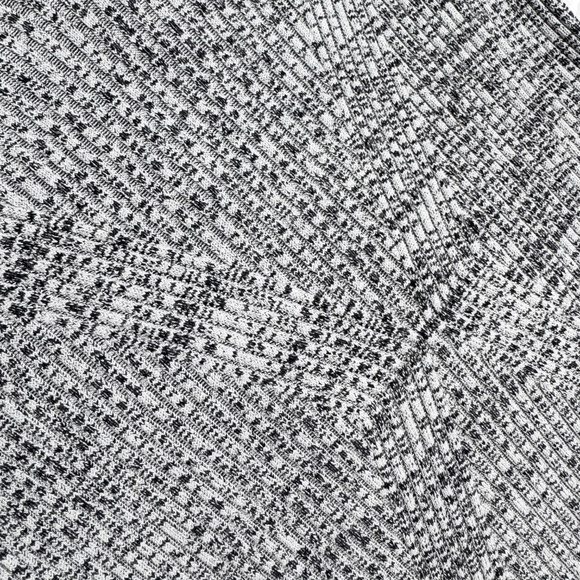 Dynamite Dress - Picture 5 of 7